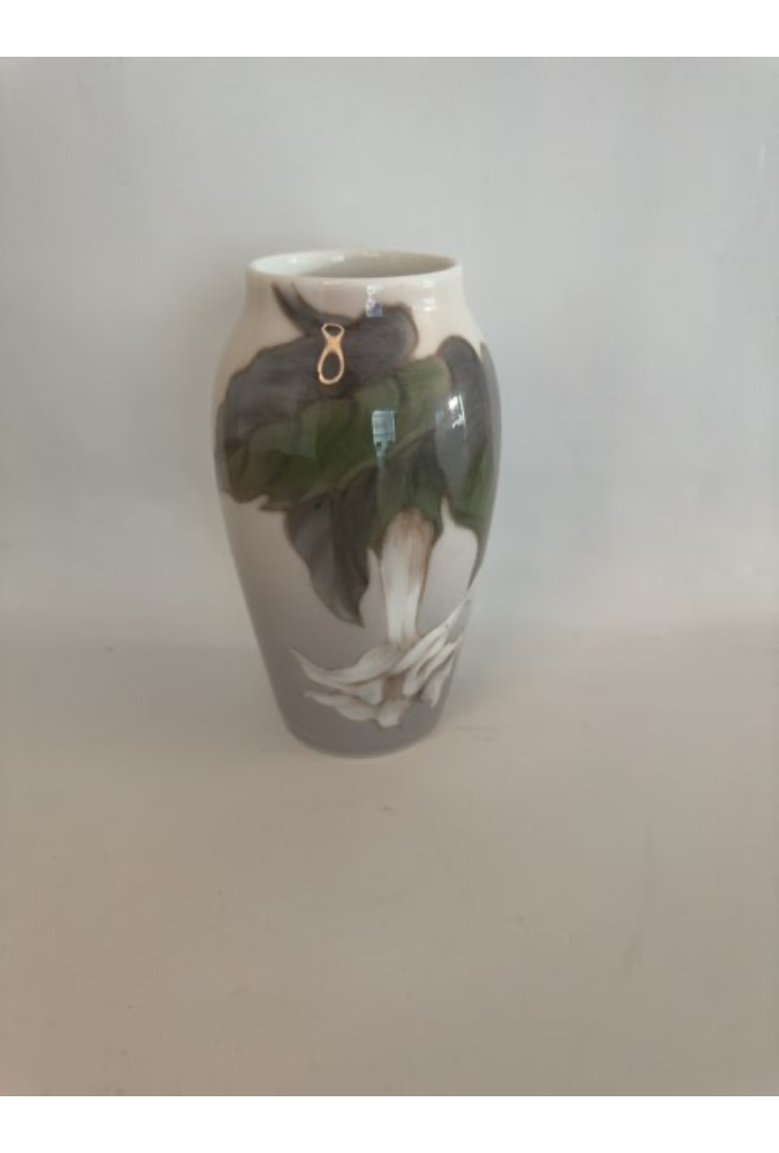 Vase med blomster "Royal Copenhagen"
